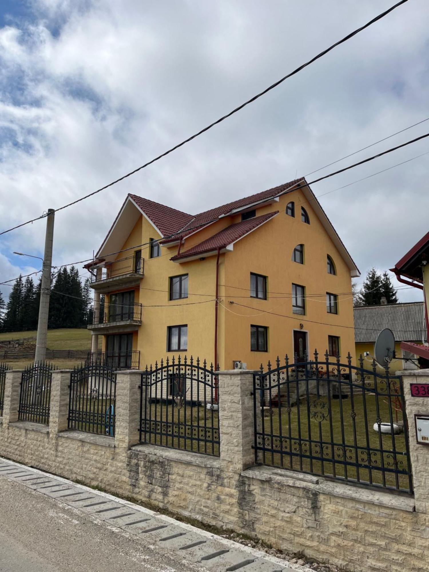 Casa Matis Marisel Hotel Exterior photo